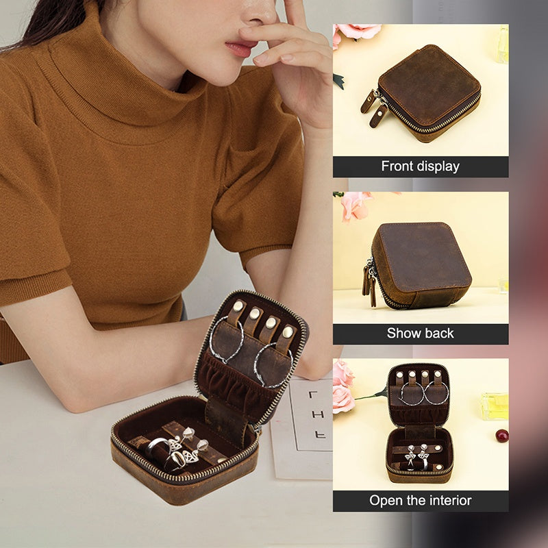 Compact Leather Jewelry Organizer Case - Travel-Friendly and Elegant Storage