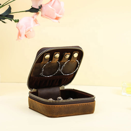 Compact Leather Jewelry Organizer Case - Travel-Friendly and Elegant Storage