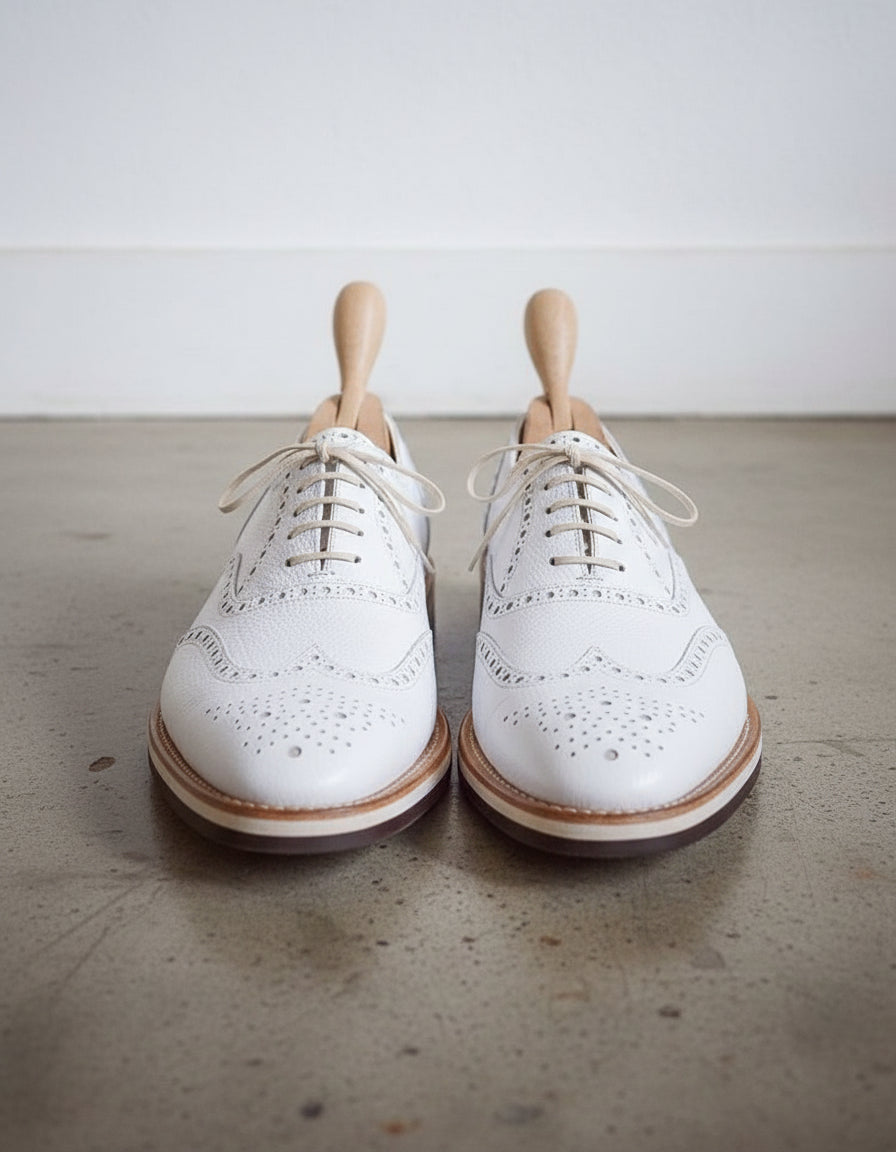 Designer Men white color wing tip Brogue lace up leather dress formal Shoe - front-view