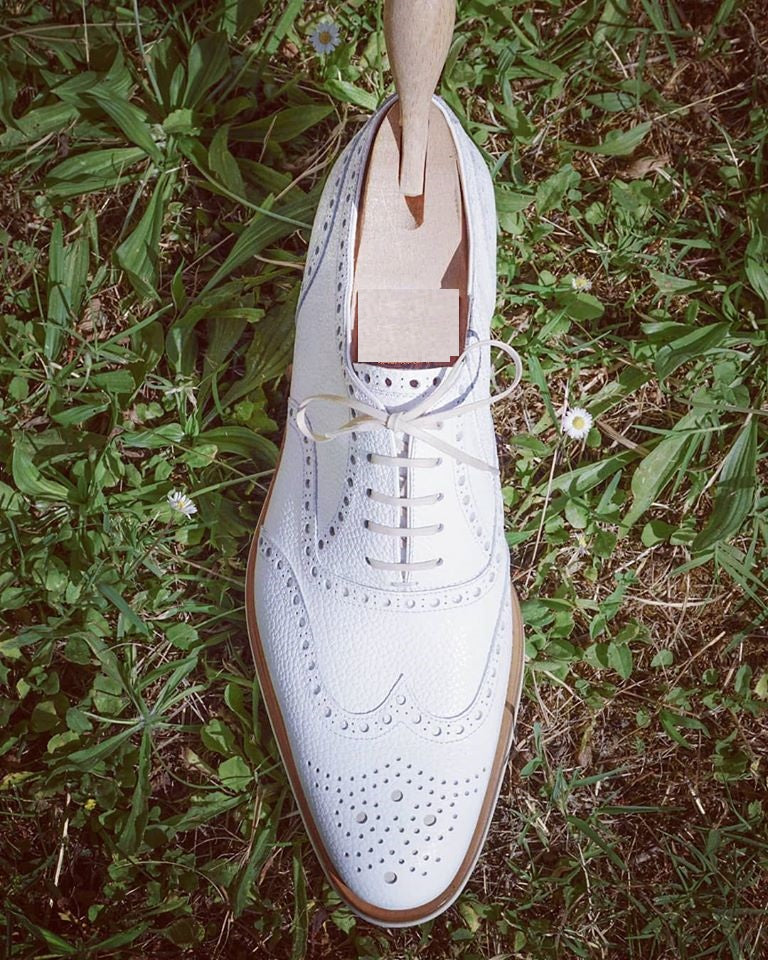 Designer Men white color wing tip Brogue lace up leather dress formal Shoe