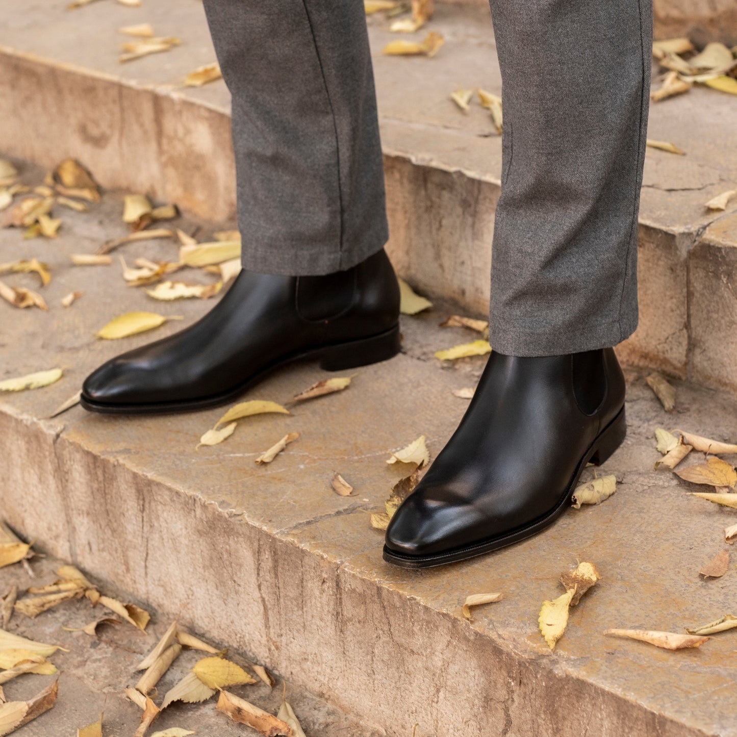 Handmade Men black Calf leather Chelsea boots, Men black ankle dress boots