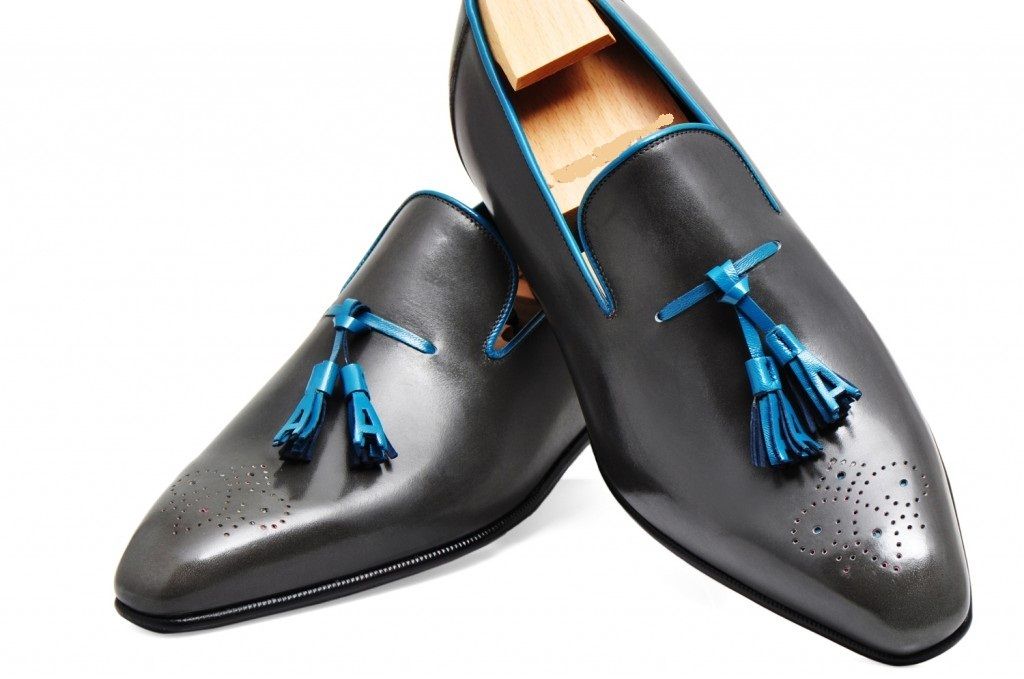 Handmade Men Shoes Mens Black Tassels Leather Shoes Dress Leather Shoes