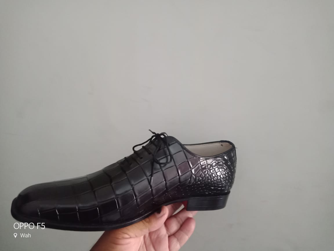 Handmade Mens Alligator Leather Dress shoes, black Crocodile shoes For mens