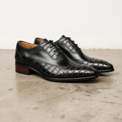 Handmade Mens Black Crocodile Patterned Dress shoes Men oxford formal shoes - angle-view-showing-depth