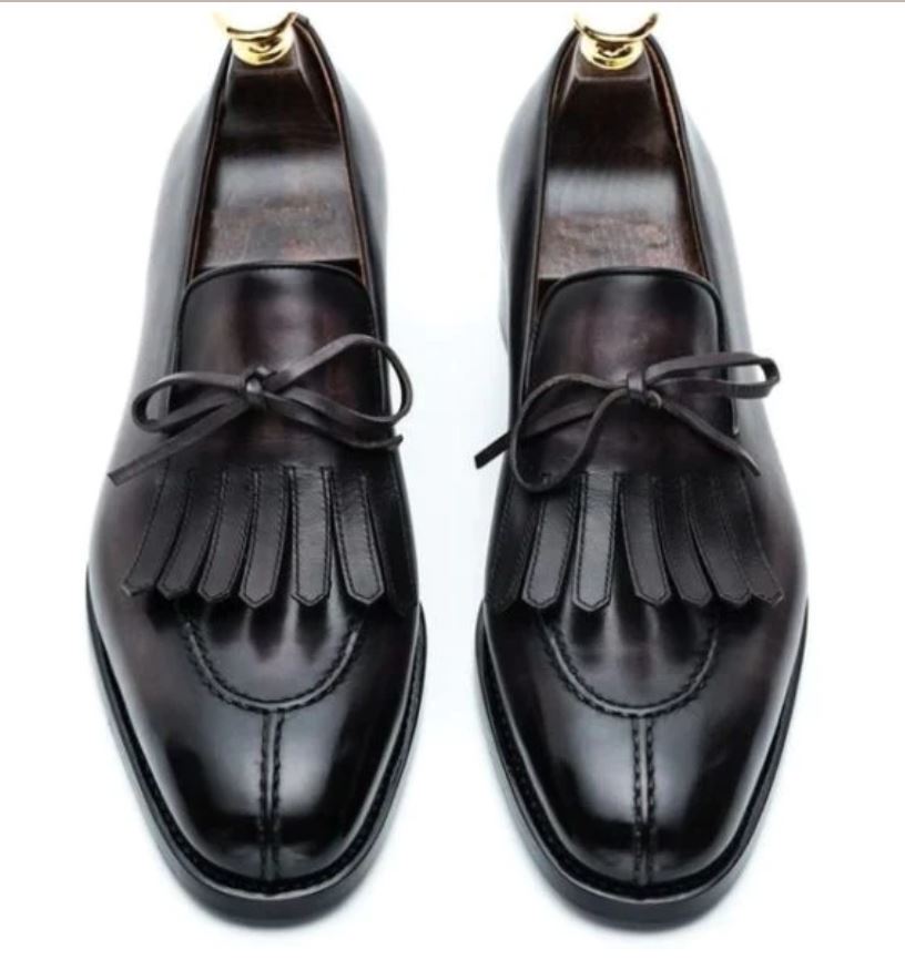 Handmade Mens black Leather fringe dress shoes moccasins, Shoes for men