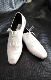 Men's White Wingtip Leather Party Shoes - Image 2