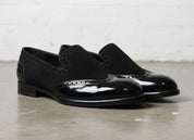 Men Fashion Style Black Formal Shoes, Wingtip Brogue Leather Shoes - angle-view-showing-depth