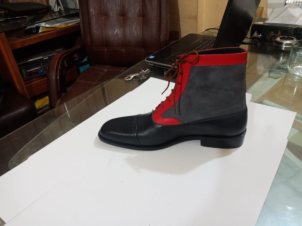 Men's Three-Tone Leather and Suede Ankle Boots - Image 4