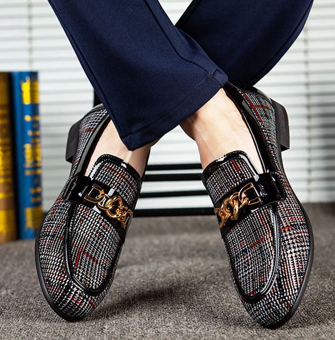 Men's Plaid Pinch Metal Chain Loafer – Casual Shoes