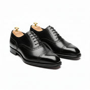 Men's Black Leather Brogue Oxford Shoes - model-casual-setting