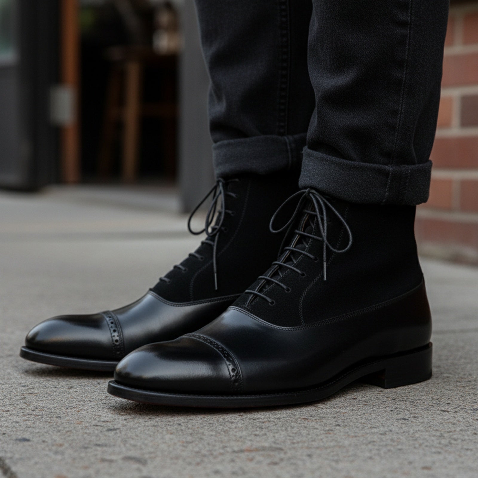 Men's Black Cap Toe Lace-Up Ankle Boots - model-casual-setting
