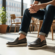 model-casual-setting - Men's Black Leather Loafers
