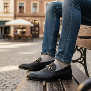 model-casual-setting - Men's Black Leather Moccasins