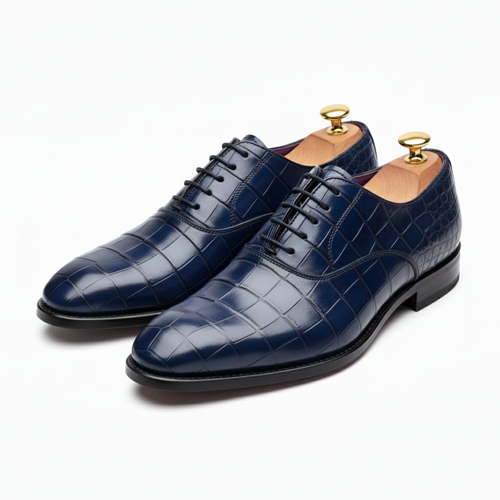Men's Blue Lace-Up Crocodile Patterned Leather Shoes - model-casual-setting