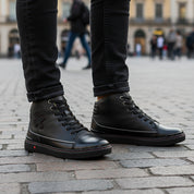 model-casual-setting - Unisex Black Leather Biker Sneakers