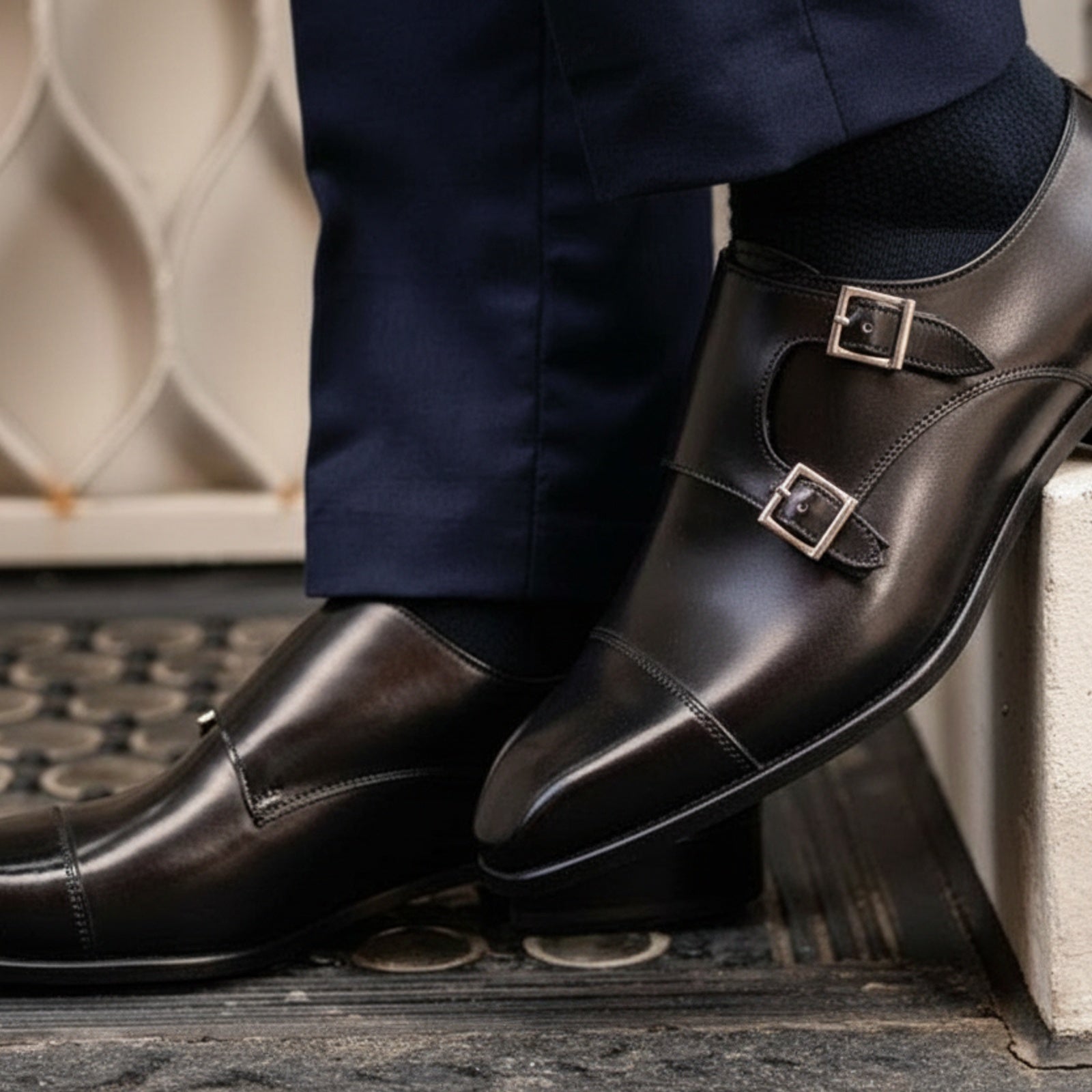 model-siting - Men's Black Leather Double Buckle Dress Shoes