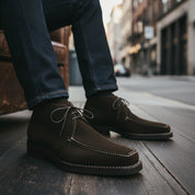 Men's Brown Suede Oxford Dress Shoes - model-siting