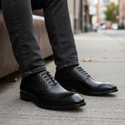 model-siting - Men's Full Grain Leather Wingtip Formal Shoes