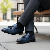 Men's Navy Blue Tassel Moccasins Leather Dress Shoes - model-siting