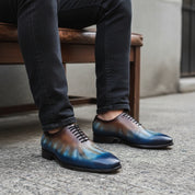 Men's Oxford Patina Leather Dress Shoes - model-siting