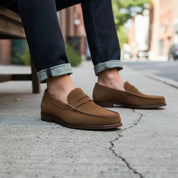 model-siting - Men's Suede Tassel Loafers