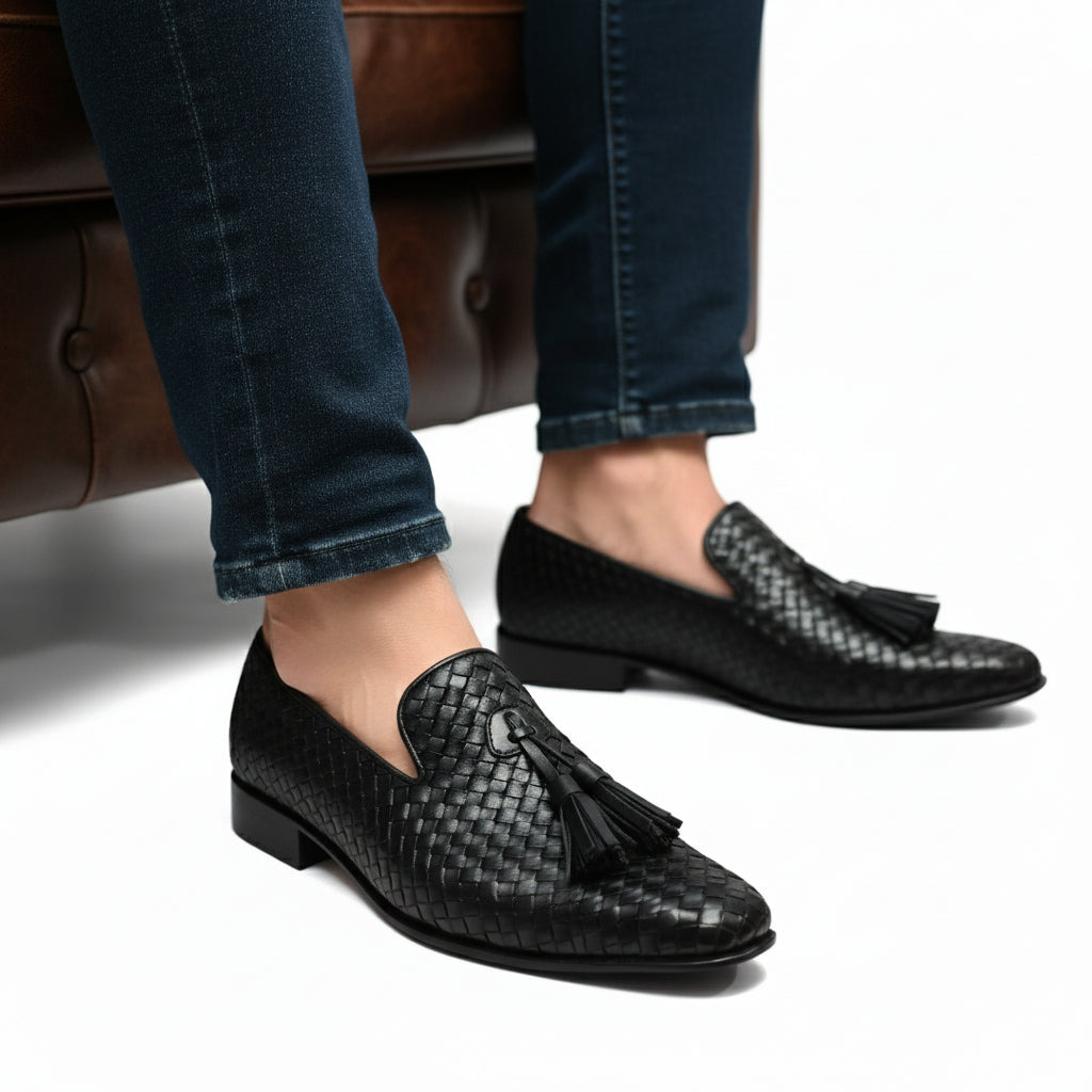 model-sitting-bench - Men's Black Leather Knitted Dress Shoes