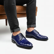 model-sitting-bench - Men's Blue Crocodile Embossed Leather Oxford Shoes