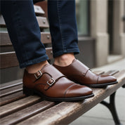 model-sitting-bench - Men's Brown Leather Double Buckle Oxford Shoes