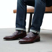 model-sitting-bench - Men's Brown Leather Moccasins