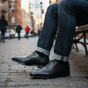 model-sitting - Men's Black Leather Brogue Oxford Shoes