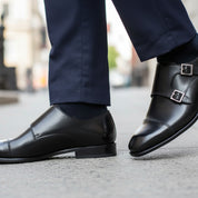 model-walking-street - Men's Black Leather Double Buckle Dress Shoes