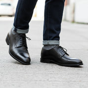 model-walking-street - Men's Black Leather Oxford Dress Shoes