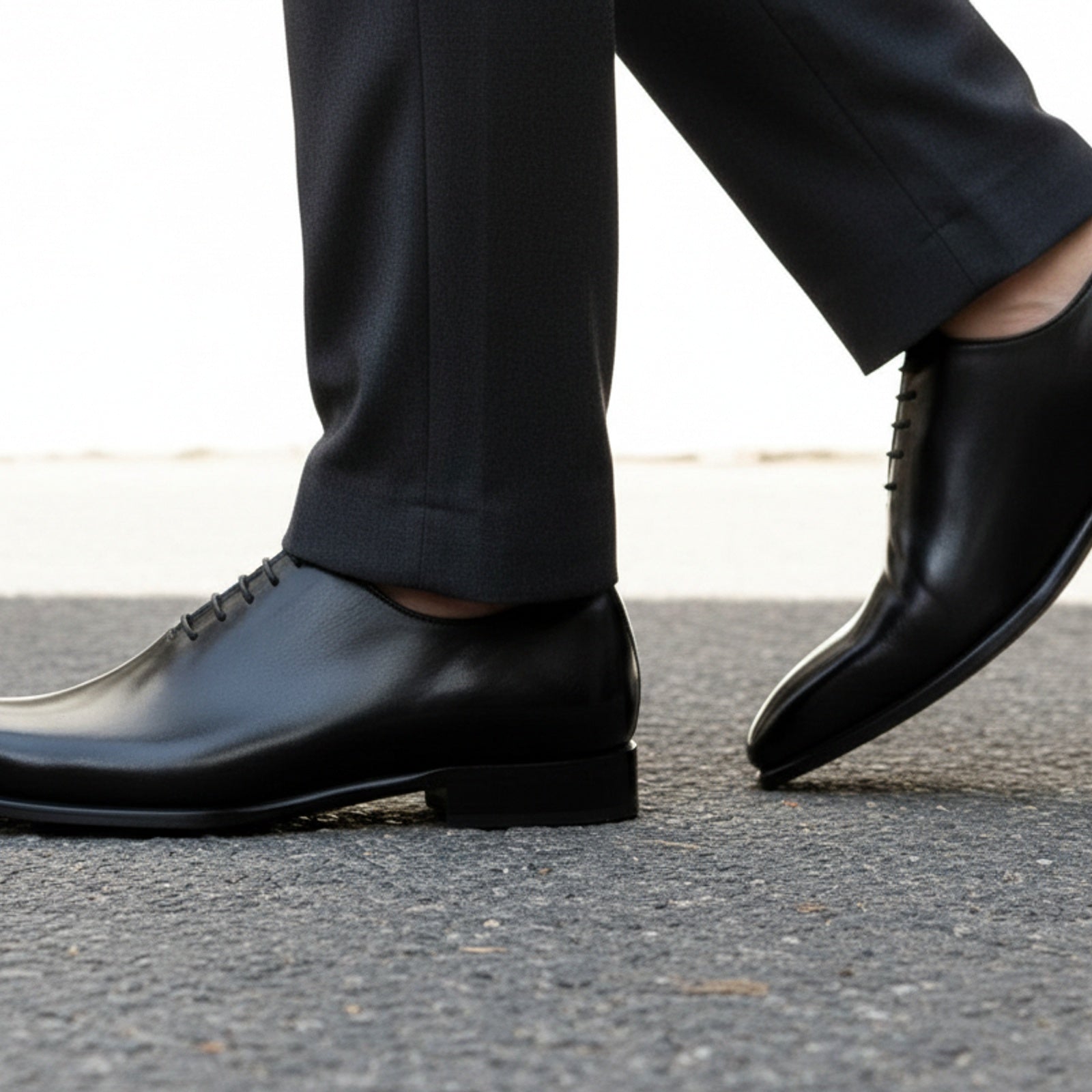 Men's Black Oxford Leather Dress Shoes - model-walking-street