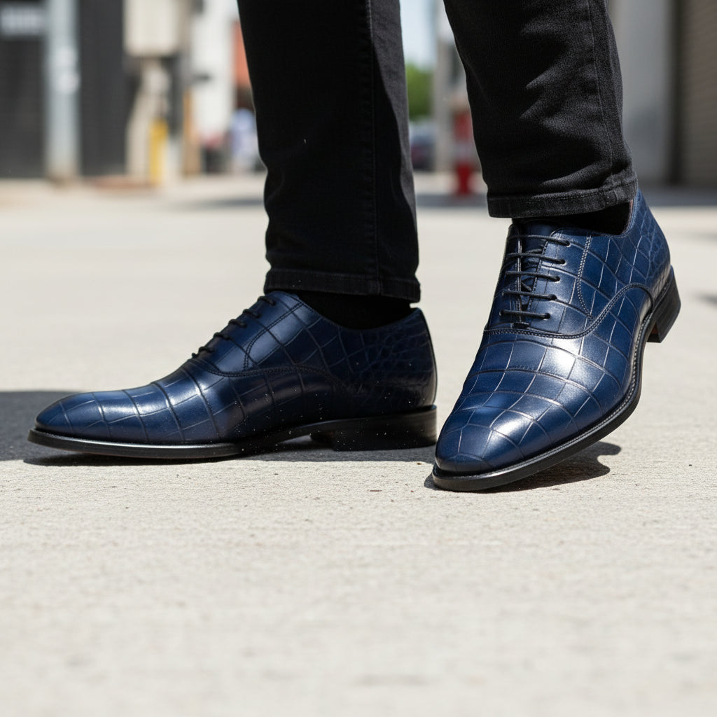 Men's Blue Lace-Up Crocodile Patterned Leather Shoes - model-walking-street