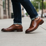 model-walking-street - Men's Brown Leather Oxford Dress Shoes