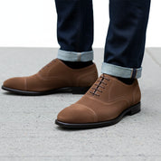 model-walking-street - Men's Brown Suede Oxford Shoes