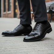 model-walking-street - Men's Full Grain Leather Wingtip Formal Shoes