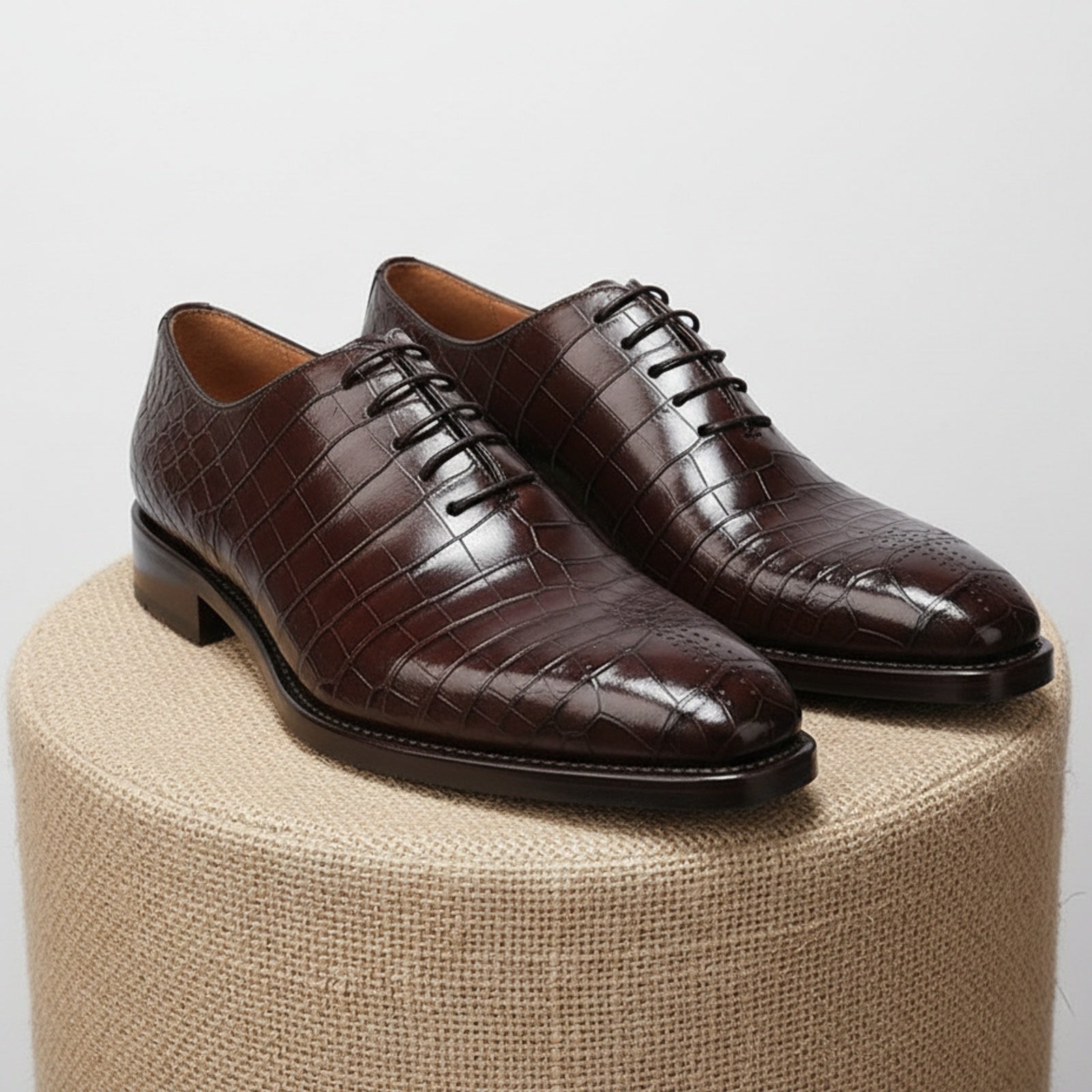 Men's Brown Alligator Print Leather Dress Shoes - pedestal-view