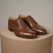 Men's Brown Leather Oxford Shoes - pedestal-view