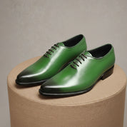 Men's Green Pointed Toe Leather Dress Shoes - pedestal-view
