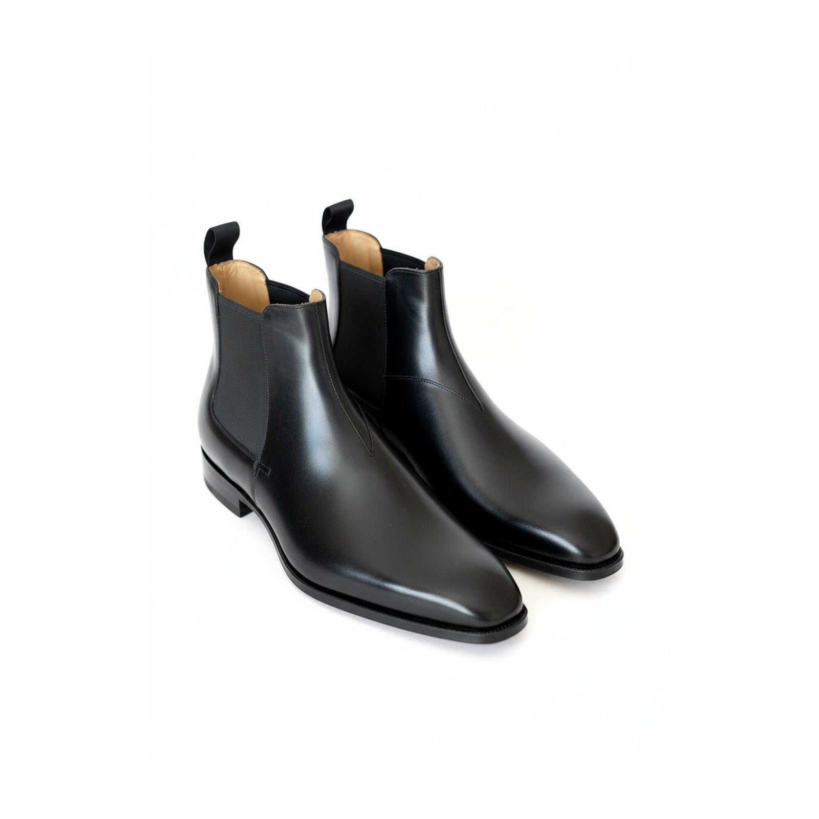 three-quarter-view - Men's Black Leather Chelsea Boots
