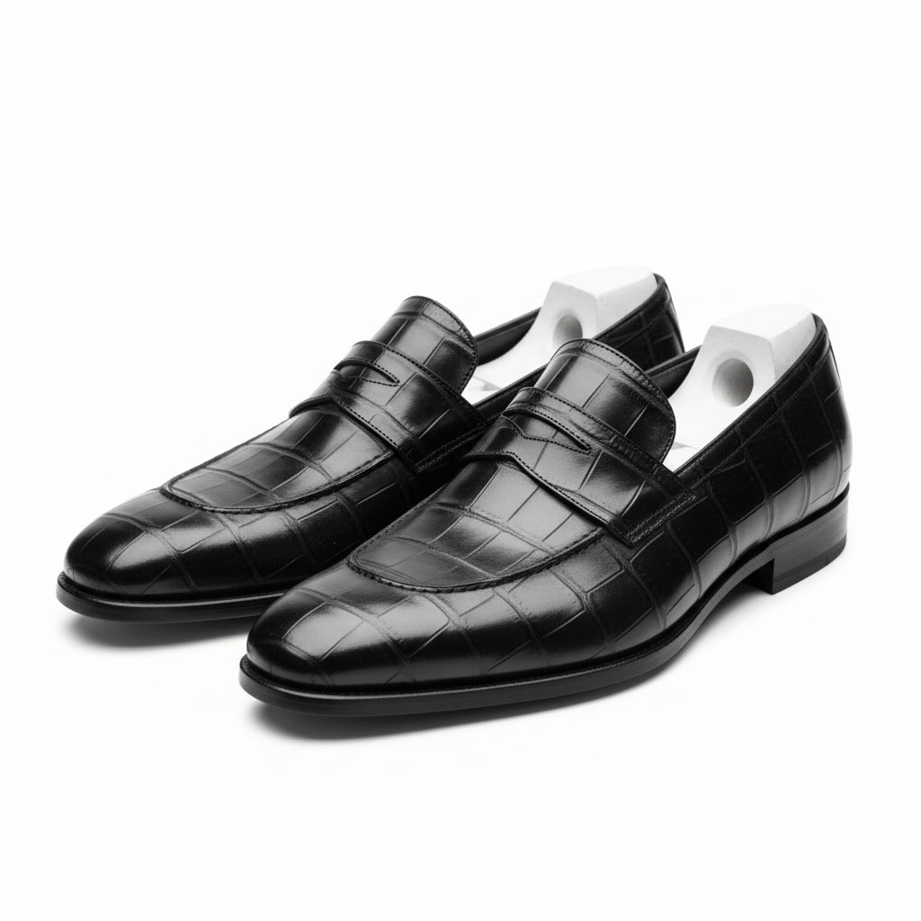 three-quarter-view - Men's Black Leather Moccasins